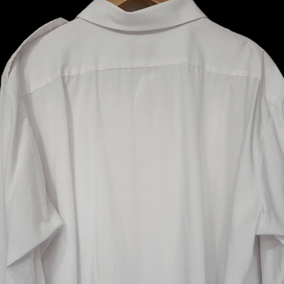 The Aviator by Van Heusen white shirt 18 1/2. 34/35 - Picture 2 of 13